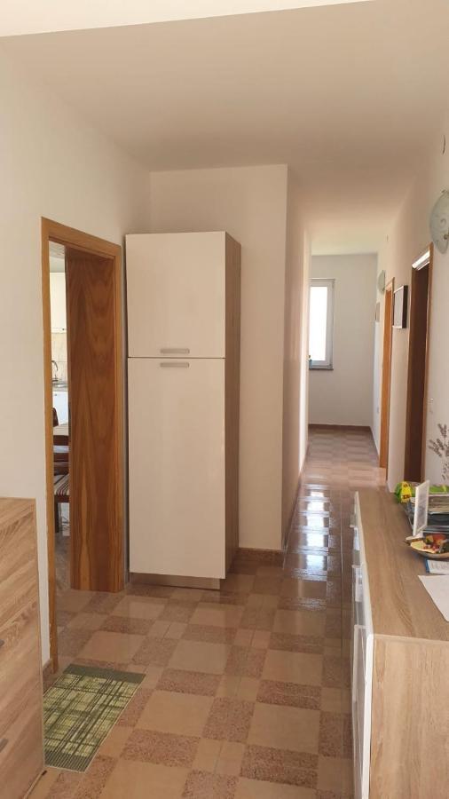 Apartman Lavanda Peroj Exterior foto